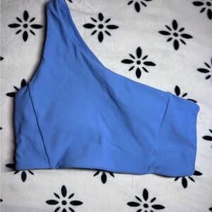 Asymmetric One-Shoulder Sports Bra in Periwinkle Blue